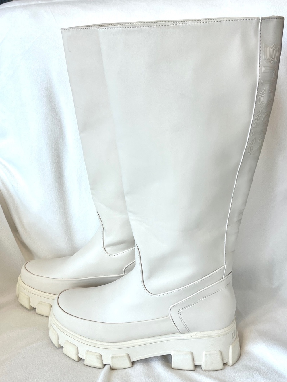 Circus by Sam Edelman Dollie Lug Sole Knee High Boots White Size 9.5 - Picture 2 of 12